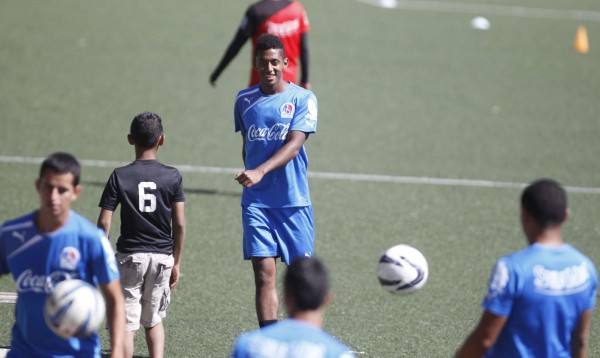 Anthony Lozano: 'El Platense no solo es Rambo'