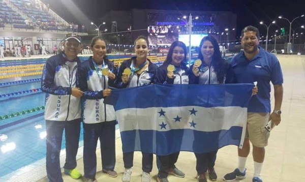 Natación hondureña conqusita medallas en los Juegos Centroamericanos