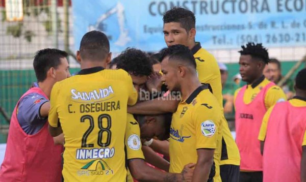 Marathón rescata el invicto de local en el último segundo ante Real España