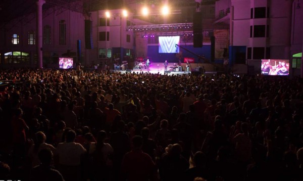 Sampedranos vivieron noche de júbilo y adoración con Marco Barrientos