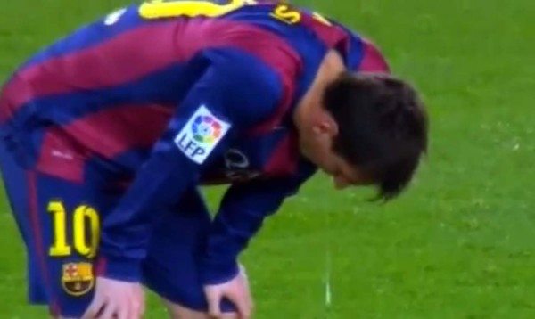Video: A Messi le volvieron los vomitos en el campo