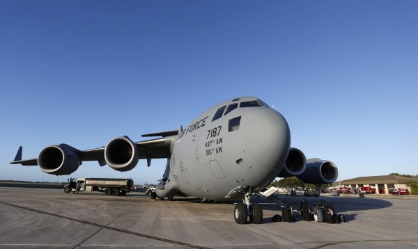 Parte avión de la Fuerza Aérea de EEUU con ayuda humanitaria para Venezuela
