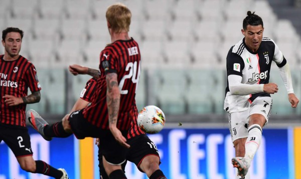 Juventus empató con el Milan y clasificó a la final de la Copa Italia