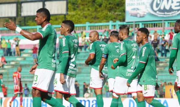 Marathón venció a un aguerrido Vida en tarde de goles y sigue invicto en su guarida