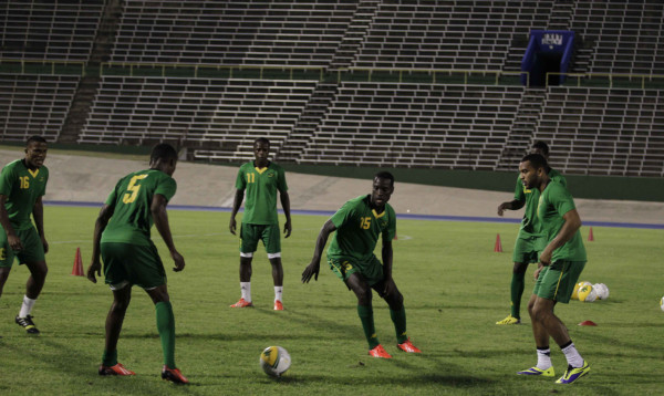 Jamaiquinos miran a Honduras como mundialista