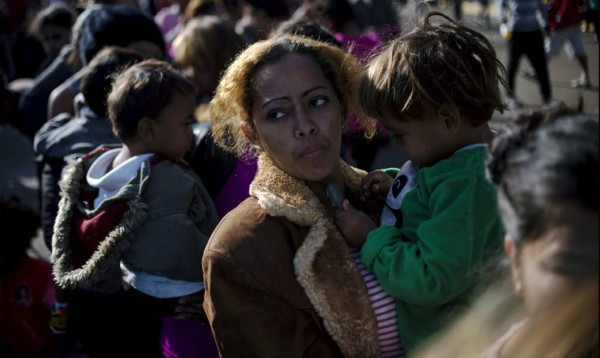 Migrantes serán forzados a permanecer en México mientras piden asilo en EEUU