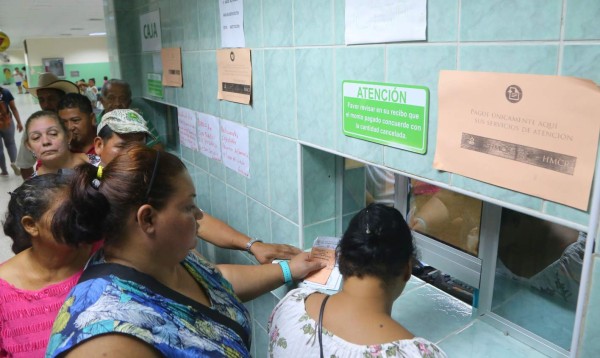 Periférica de Tepeaca lleva cuatro años sin aires acondicionados
