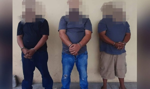 Detienen a cinco migrantes cubanos y tres 'coyotes' en Choluteca