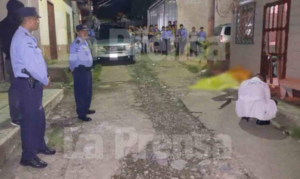 Asesinan a predicadora y a dos hombres en una casa en Santa Bárbara