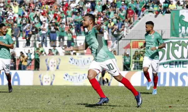 Mario Martínez ha marcado un golazo para el Marathón contra el Platense. Foto Neptalí Romero