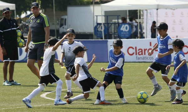 El primer Clinic de Real Madrid en Honduras está en marcha