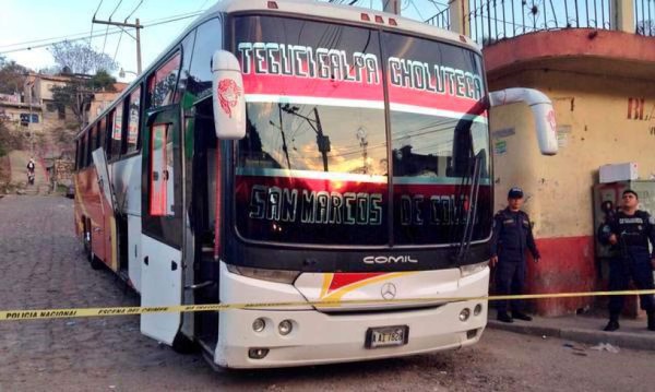 Matan a balazos a conductor de bus en Comayagüela