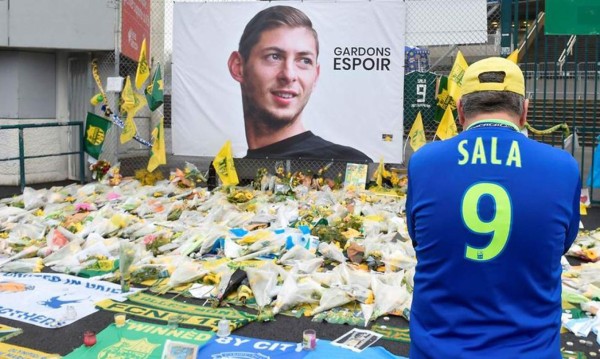 FIFA da ultimátum al Cardiff para responder por caso de Sala