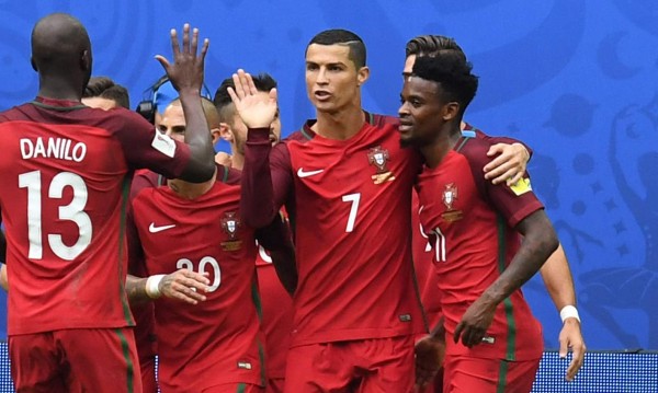 Portugal golea y avanza como primero del grupo a semi de Confederaciones