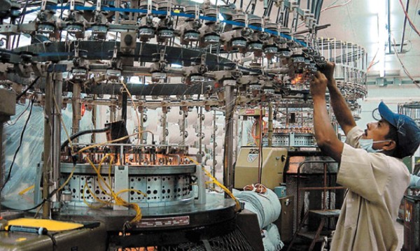 $2 millones significará impuesto a calcetines