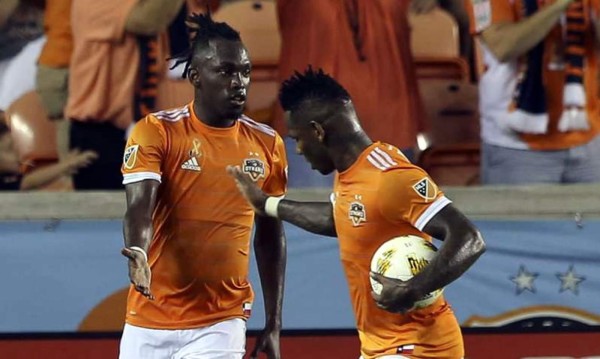 Alberth Elis brilla en remontada del Houston Dynamo ante Portland Timbers en la MLS