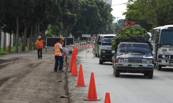 8 mil carros circulan al día por el bulevar del Este de San Pedro Sula