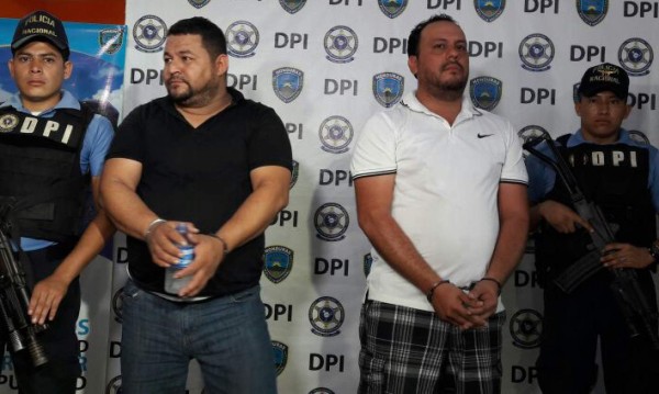 Capturan a dos supuestos clonadores de tarjetas en San Pedro Sula