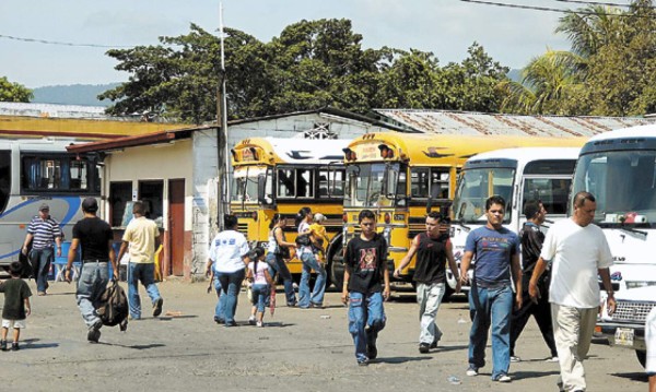 Otra empresa se muda a la terminal de buses