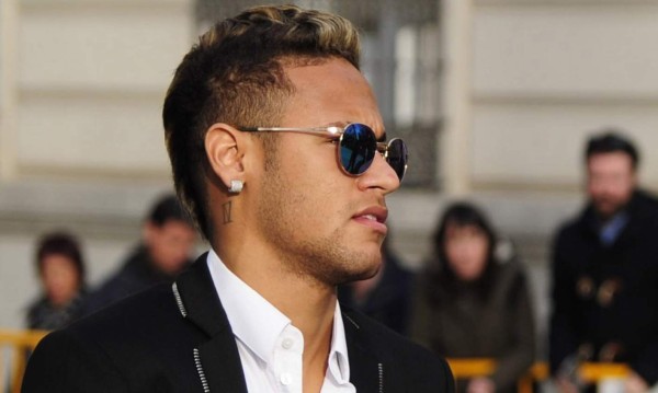 'No me veo fuera del Barcelona': Neymar