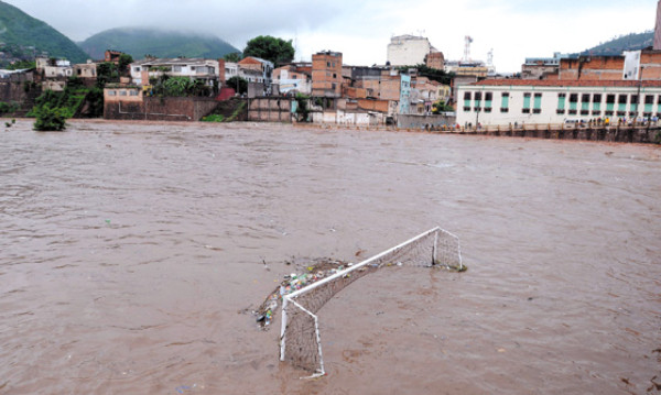 Honduras: Tegucigalpa, un día después de Agatha