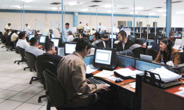 Buscan 600 talentos bilingües para trabajar en 'call center” de Tegucigalpa