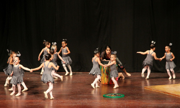 Sueños y baile en el orfanato