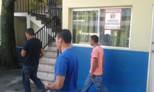 Capturan a dos soldados por disparar en estado de ebriedad