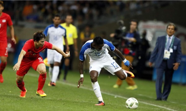 Romell Quioto impresiona a los brasileños por su velocidad y lo comparan con Usain Bolt