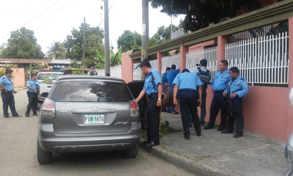 Tras persecución capturan a dos supuestos asaltantes en San Pedro Sula