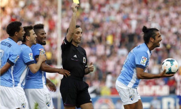 El Atlético desaprovecha una ocasión de oro para ganar la Liga