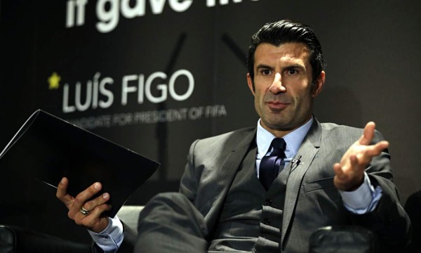 Luís Figo contó la verdad sobre su salida del Barcelona y su polémico traspaso al Real Madrid