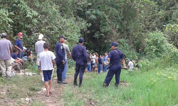 Asesinan a dos hermanos en Peña Blanca