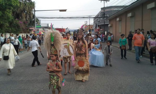 Curiosidades: Lempira y Cleopatra, presentes en los defiles de Independencia