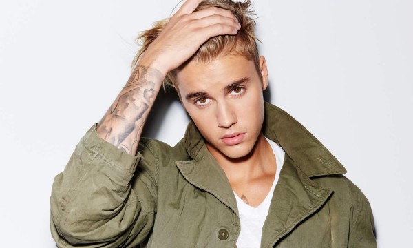 Justin instala gimnasio en su autobús