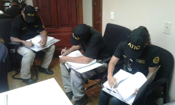 Tifón III decomisa más documentos de unidad ejecutora de proyecto Trans-450