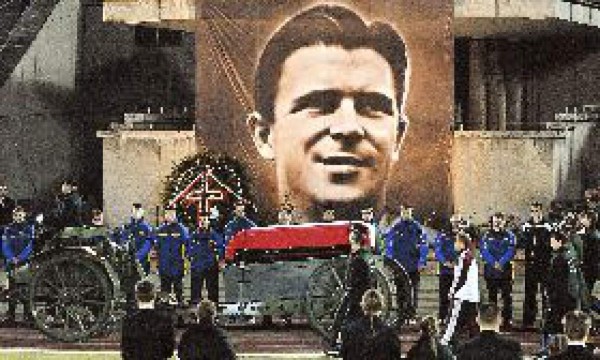 Puskas fue despedido con honores