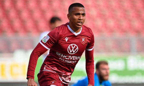 ¿Cuánto pagaron? Reggina hace oficial la compra del hondureño Rigoberto Rivas