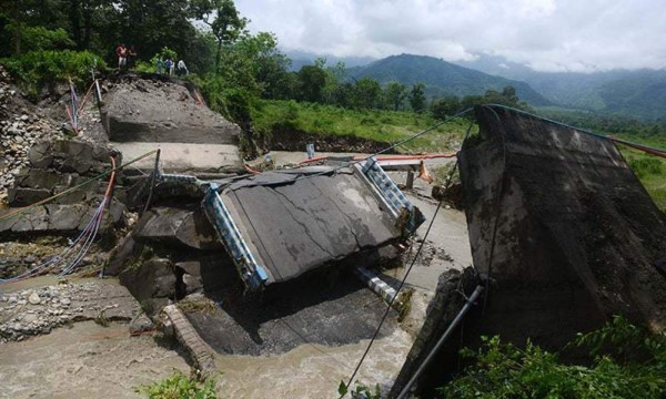 Italia decreta el estado de emergencia en Génova por un año