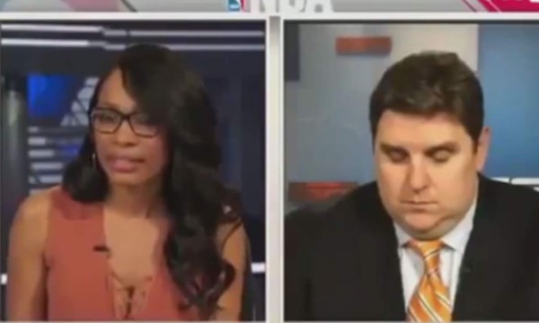 Periodista se queda dormido durante un programa en vivo