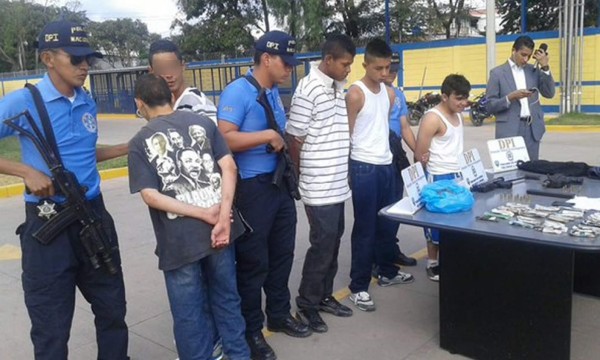 Caen cinco supuestos miembros de la Pandilla 18 en Tegucigalpa
