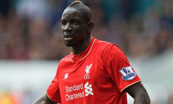 La Uefa sanciona por dopaje a Sakho del Liverpool