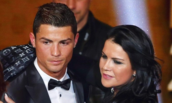 Hermana de Cristiano llama 'payaso' a Piqué