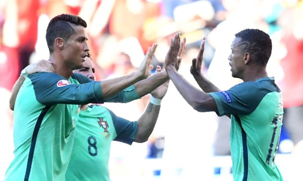 CR7 celebrando uno de los goles. Foto AFP.
