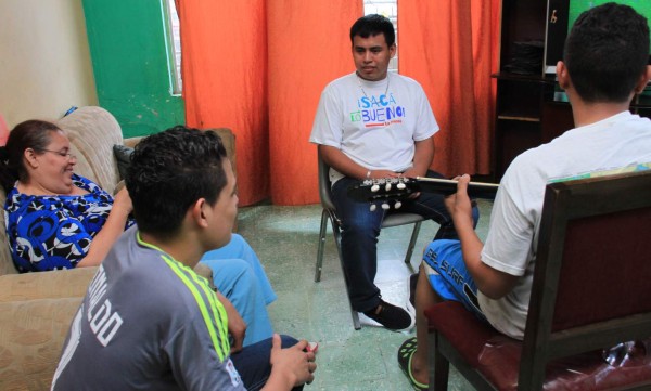 Sacá lo bueno: Vivió en las calles desde los siete años y ahora es estudiante de Psicología