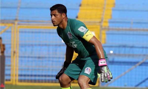 Noel Valladares es sancionado tras su gesto obsceno en Tocoa