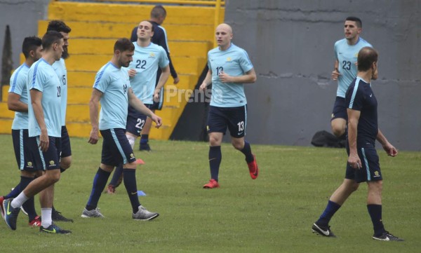 Selección de Australia entrenó por primera vez en Honduras