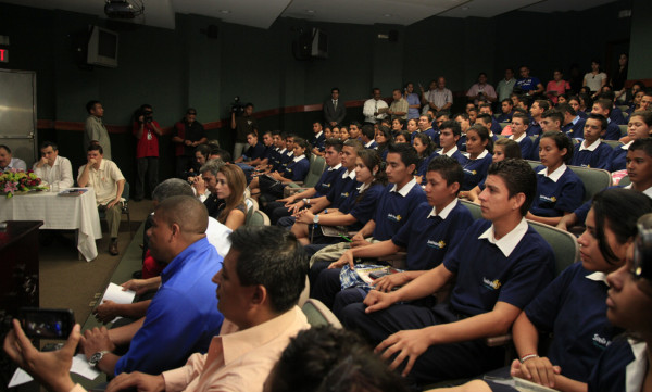 Escuela de agricultura gana Sueño Hondureño