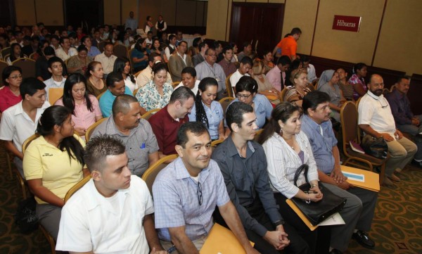 Certifican a jóvenes en habilidades laborales