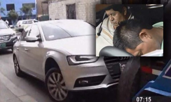 Conductor se queda dormido en semáforo por borrachera y despierta en la comisaría